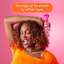 Amika The Wizard Detangling Primer