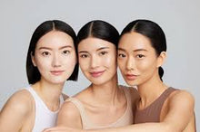Jane Iredale Skintuition SPF 30 Radiance-Boosting Liquid Foundation
